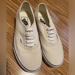 Woman’s Authentic VANS